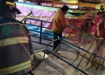 Juego mecánico Round Up en feria de Puebla