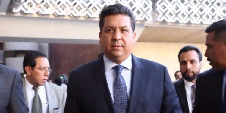 Suman cerca de 100 denuncias contra la administración de Cabeza de Vaca