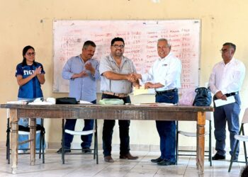 Alcalde de Güémez aporta 50% para rehabilitación de depósito de agua en Balconcitos