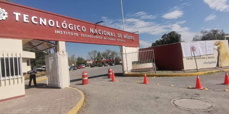 Misteriosa muerte de estudiante en Victoria; Fiscalía investiga