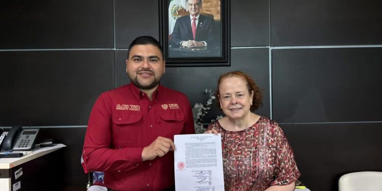 Formalizan terreno para construcción de la “Gasolinera del Pueblo” en Casas