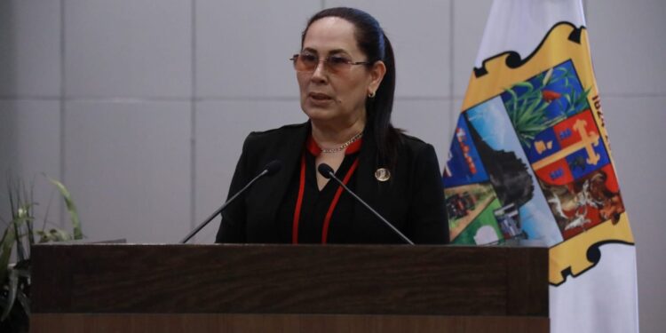 Congreso de Tamaulipas busca prohibir que influencers promuevan cirugías y dietas sin respaldo médico