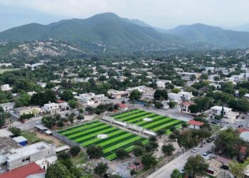 Avanza construcción de 12 canchas deportivas en Tamaulipas como parte del legado del Mundial 2026