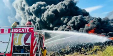 SEDUMA revisará si el relleno sanitario de Ciudad Victoria cumplía con la autorización para el acopio de llantas tras incendio