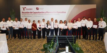 Concluye Secretaría de Salud reunión de capacitación con los 12 Distritos de Salud