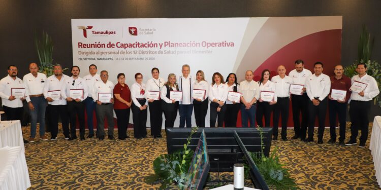 Concluye Secretaría de Salud reunión de capacitación con los 12 Distritos de Salud